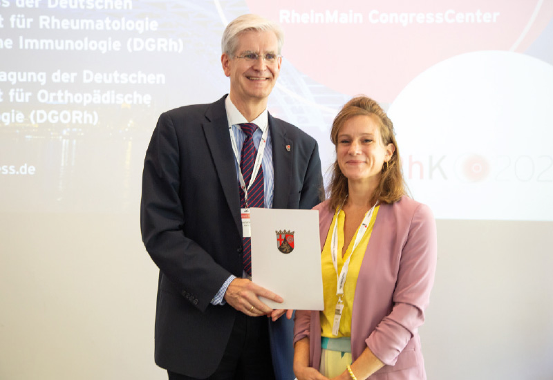 Prof. Dr. Andreas Schwarting, Universitätsklinikum Mainz und Katharina Heil, Ministerialdirektorin im Ministerium für Wissenschaft und Gesundheit Rheinland-Pfalz